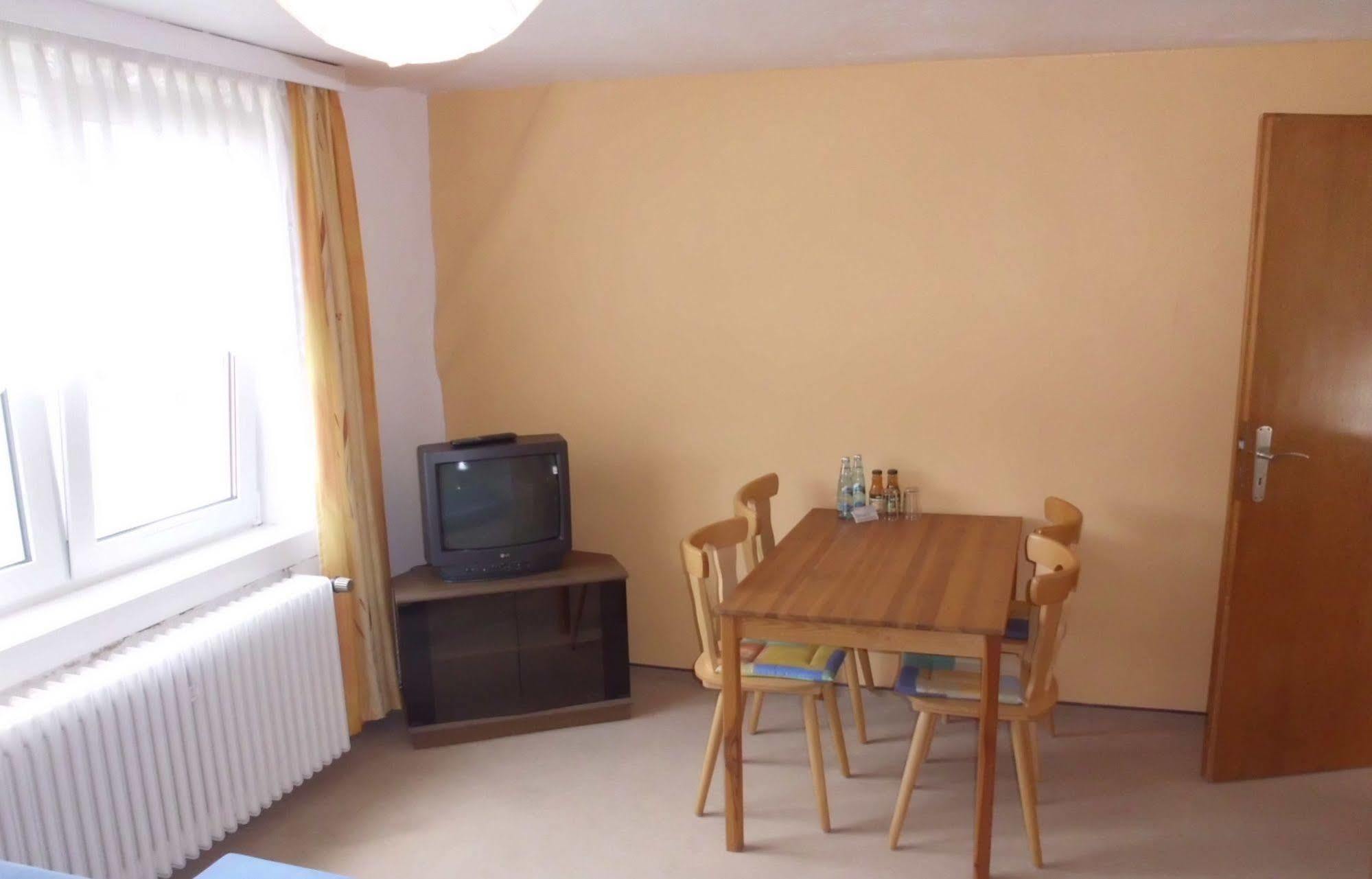 Zur Alten Fuldaschleife Guxhagen Extérieur photo