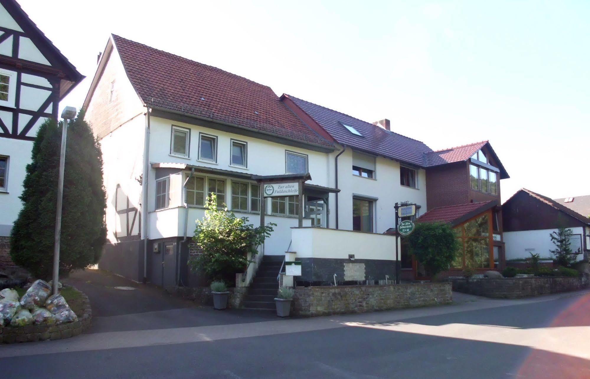 Zur Alten Fuldaschleife Guxhagen Extérieur photo