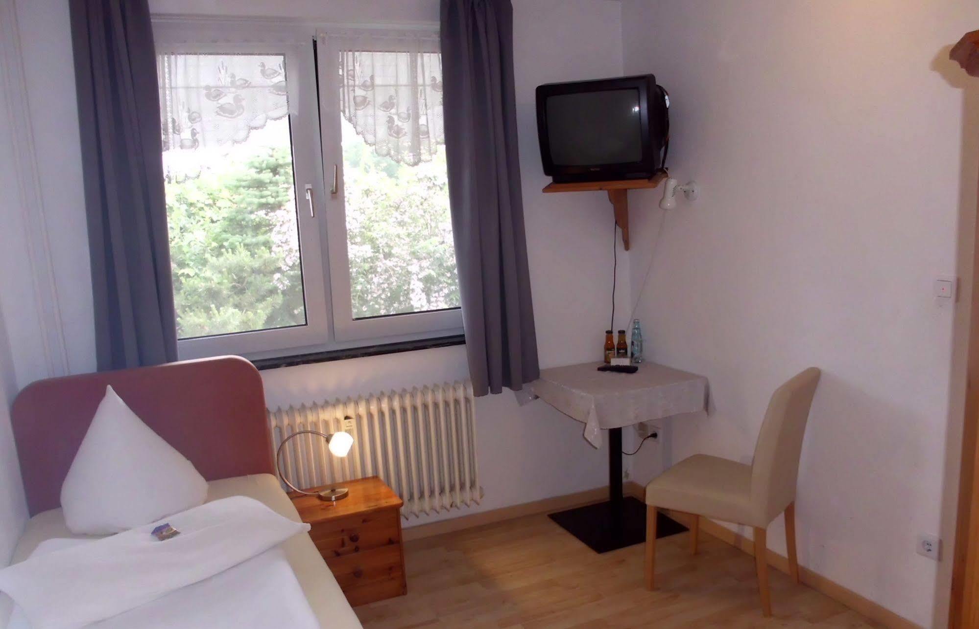 Zur Alten Fuldaschleife Guxhagen Extérieur photo